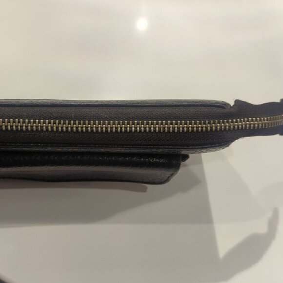 Matt & Nat Vegan Leather Zipper Wallet - Good Condition - Picture 2 of 4